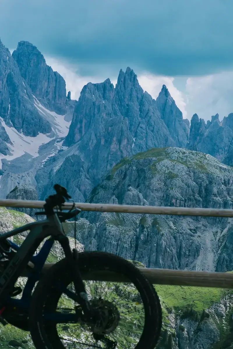 Trekking in the Dolomites: Routes for Beginners and Advanced Trekkers